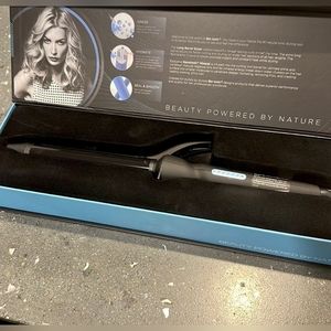 Bio Ionic curling iron 1" long barrel